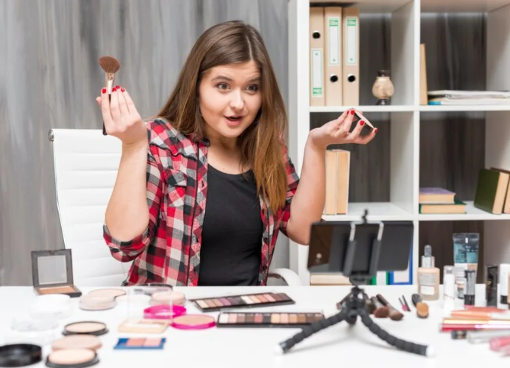 Minnie Mouse face makeup